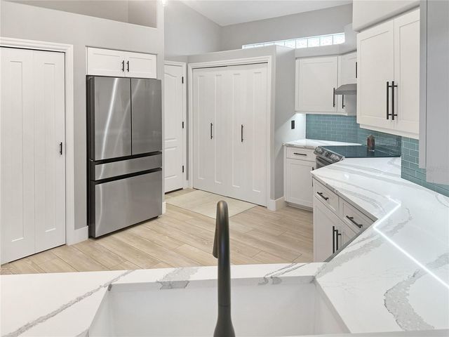 3761 AMAPOLA LANE, Sarasota, FL 34238