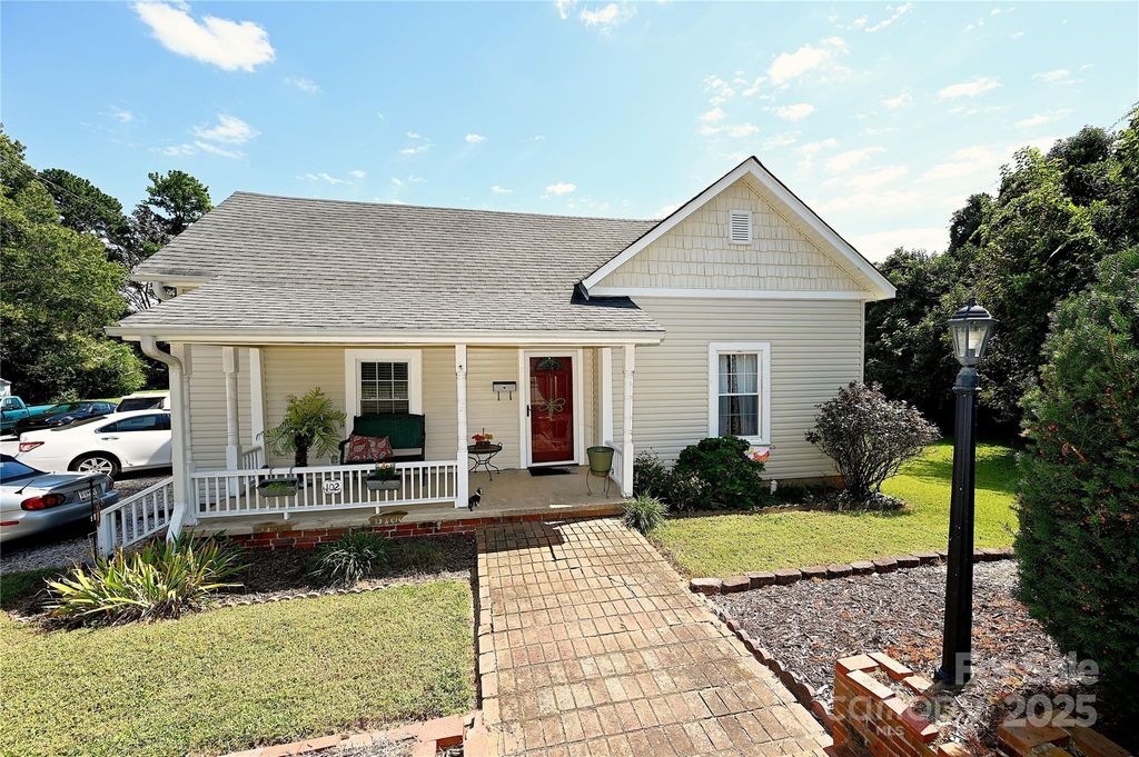 102 Charlotte Street, York, SC 29745
