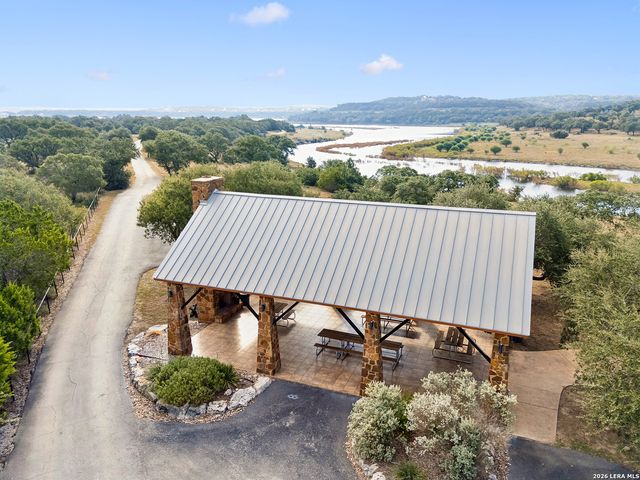 2239 San Jose Way, Canyon Lake, TX 78133