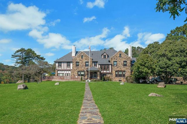 229 White Meadow Road, Rockaway Township, NJ 07866