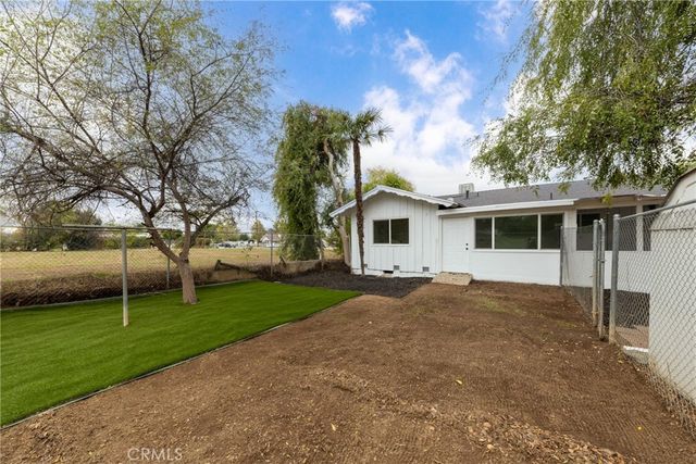 12449 6th, Yucaipa, CA 92399