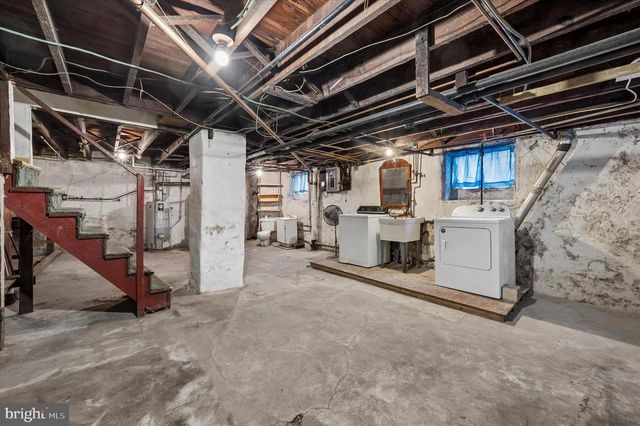 10 MARLBOROUGH RD, Upper Darby, PA 19082