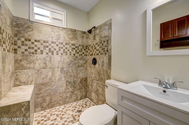 4917 DUNDEE Road, Jacksonville, FL 32210