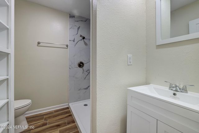 4917 DUNDEE Road, Jacksonville, FL 32210