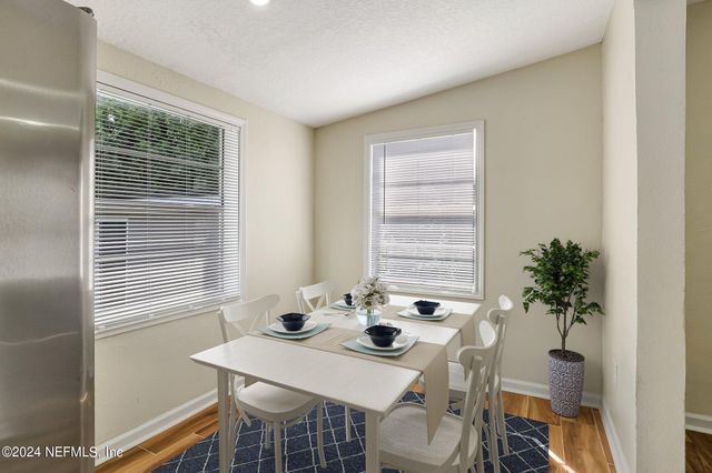 4917 DUNDEE Road, Jacksonville, FL 32210