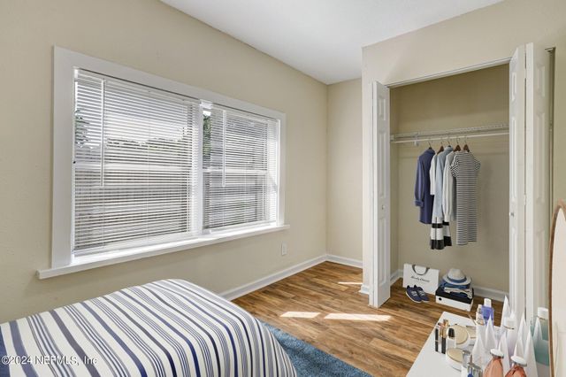 4917 DUNDEE Road, Jacksonville, FL 32210