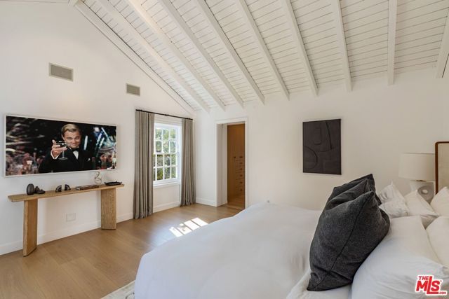 1248 N Wetherly Drive, Los Angeles, CA 90069