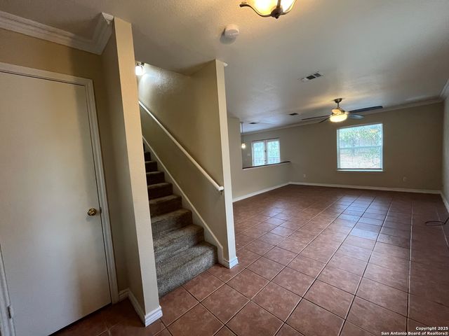 8507 Shaenfield Pl, San Antonio, TX 78254