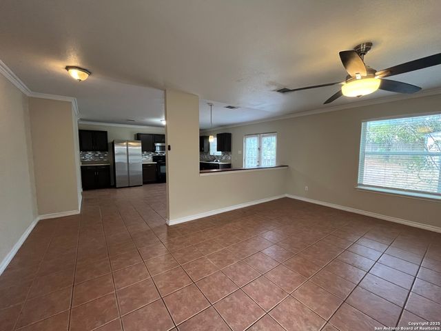 8507 Shaenfield Pl, San Antonio, TX 78254