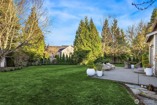 27548 SE 28th Court, Sammamish, WA 98075