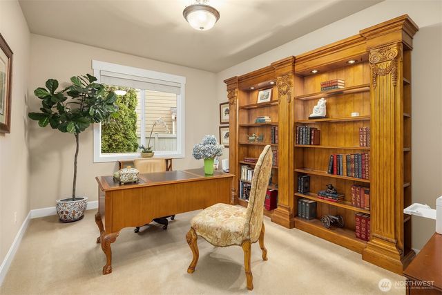 27548 SE 28th Court, Sammamish, WA 98075