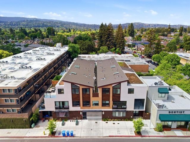 914 woodside, Redwood City, CA 94061