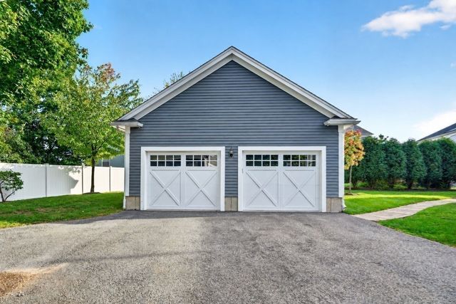54 White St 54, Belmont, MA 02478