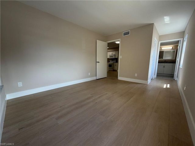 5317 Summerlin RD 1702, Fort Myers, FL 33919