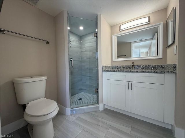 5317 Summerlin RD 1702, Fort Myers, FL 33919