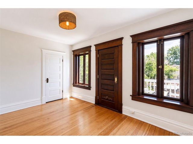 458 N Downing St, Denver, CO 80218