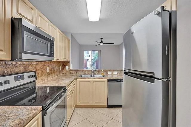 2325 Mariner Ct 2809, Dania Beach, FL 33312