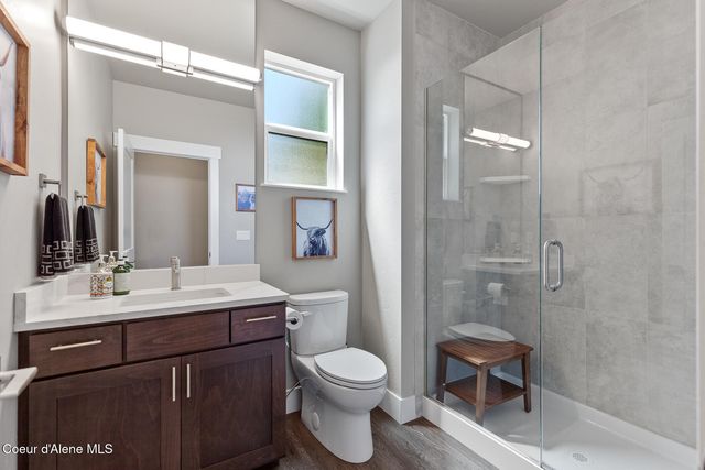 838 N GOVERNMENT WAY, Coeur D'alene, ID 83814