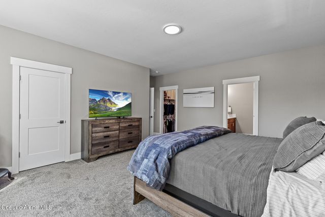 838 N GOVERNMENT WAY, Coeur D'alene, ID 83814