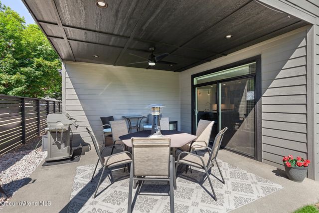 838 N GOVERNMENT WAY, Coeur D'alene, ID 83814