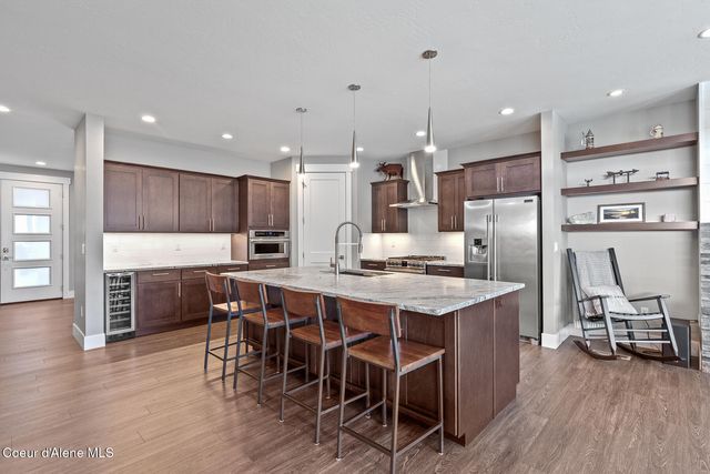 838 N GOVERNMENT WAY, Coeur D'alene, ID 83814