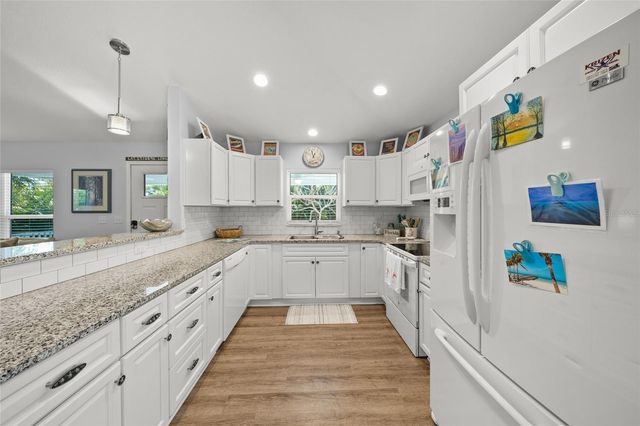 116 AVENIDA LA PALMA, Nokomis, FL 34275