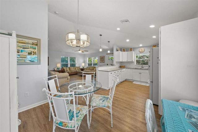 116 AVENIDA LA PALMA, Nokomis, FL 34275