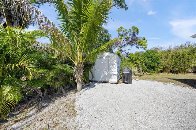 116 AVENIDA LA PALMA, Nokomis, FL 34275