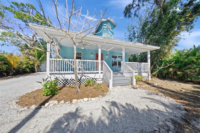 116 AVENIDA LA PALMA, Nokomis, FL 34275