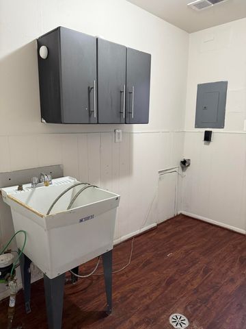 5839 Balfour Avenue, Allen Park City, MI 48101