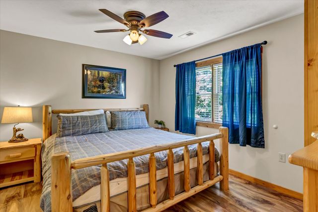 2054 Oakmont Drive, Sevierville, TN 37876