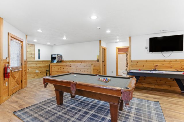 2054 Oakmont Drive, Sevierville, TN 37876