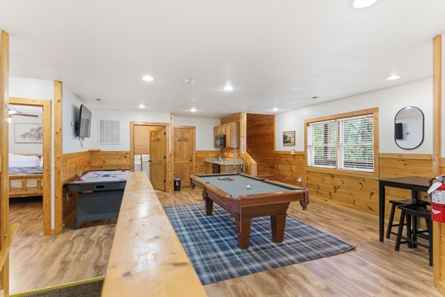 2054 Oakmont Drive, Sevierville, TN 37876