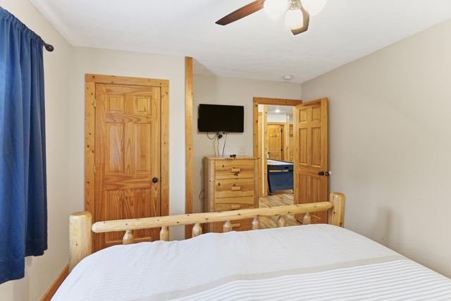 2054 Oakmont Drive, Sevierville, TN 37876