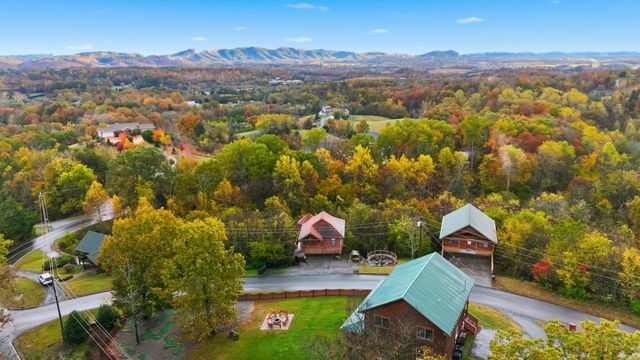 2054 Oakmont Drive, Sevierville, TN 37876