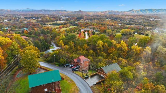 2054 Oakmont Drive, Sevierville, TN 37876