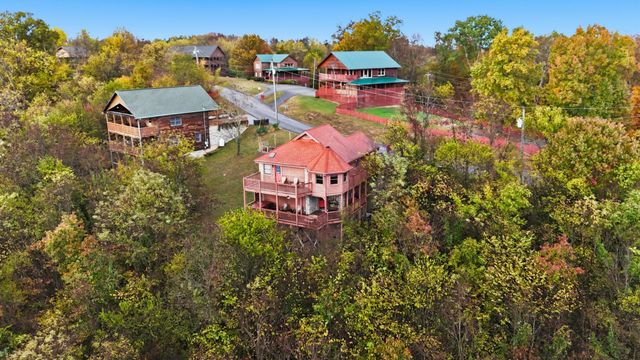 2054 Oakmont Drive, Sevierville, TN 37876