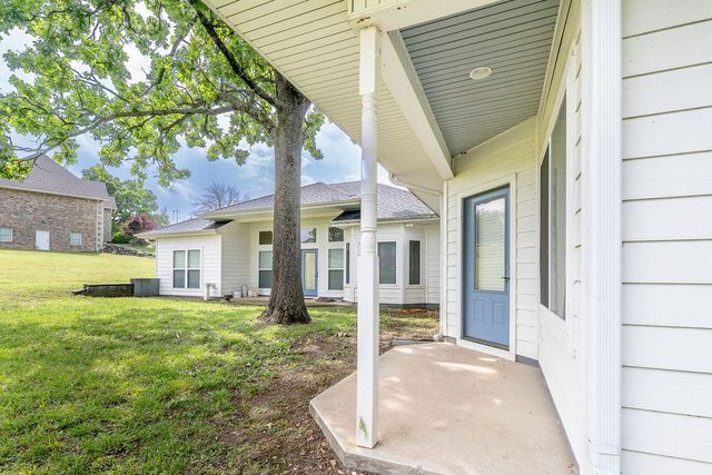 104 Ridge Haven Drive, Berryville, AR 72616