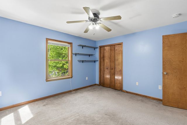 47 Noyes Road, Londonderry, NH 03053