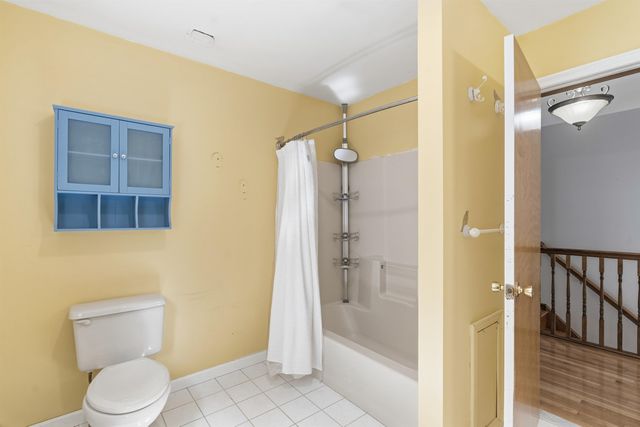 47 Noyes Road, Londonderry, NH 03053