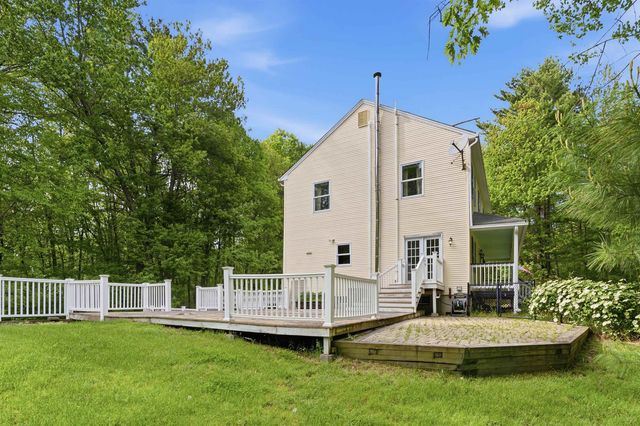 47 Noyes Road, Londonderry, NH 03053