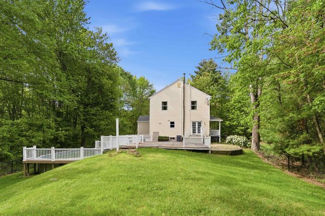 47 Noyes Road, Londonderry, NH 03053