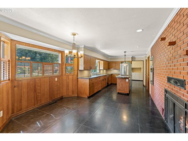 16127 HARLEY Ave, Oregon City, OR 97045