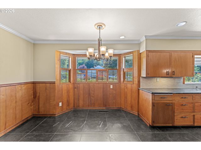 16127 HARLEY Ave, Oregon City, OR 97045