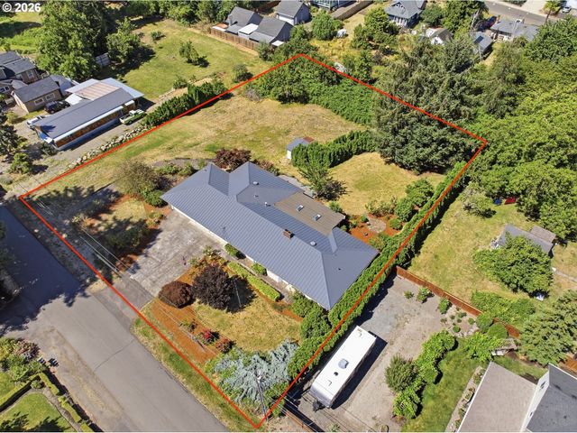 16127 HARLEY Ave, Oregon City, OR 97045