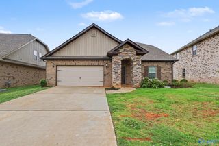 111 Rose Valley Drive, New Market, AL 35761