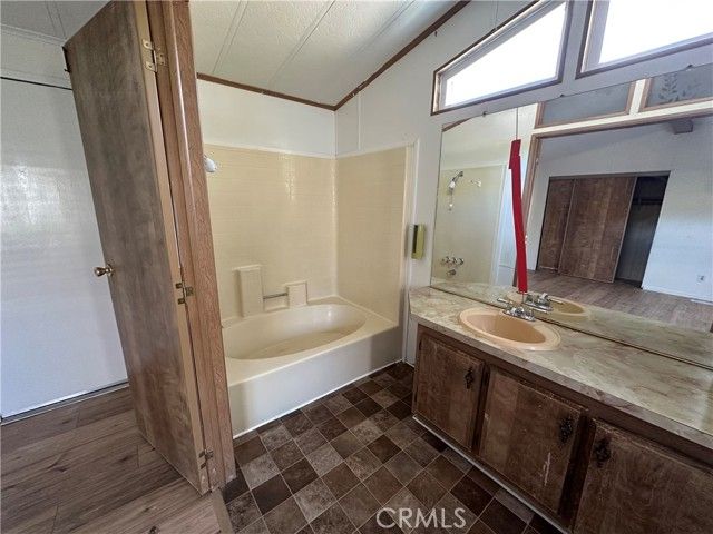 12880 4th, Clearlake Oaks, CA 95423