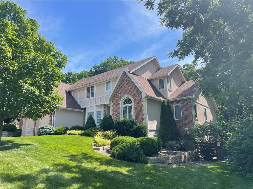 1609 Ridge Road, Leavenworth, KS 66048