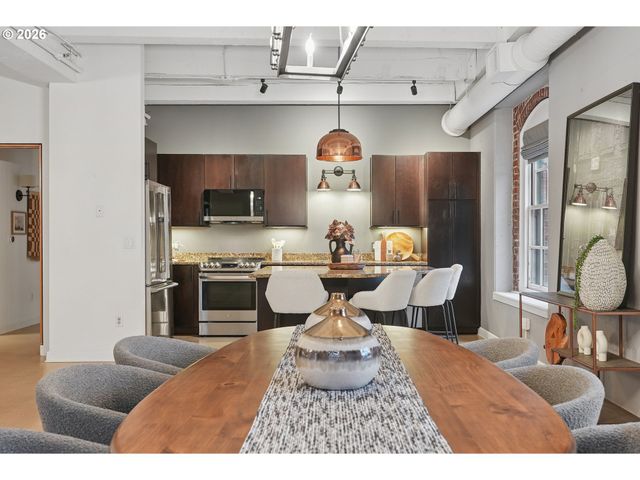 416 Nw 13TH Ave 206, Portland, OR 97209