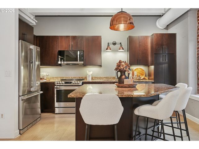 416 Nw 13TH Ave 206, Portland, OR 97209